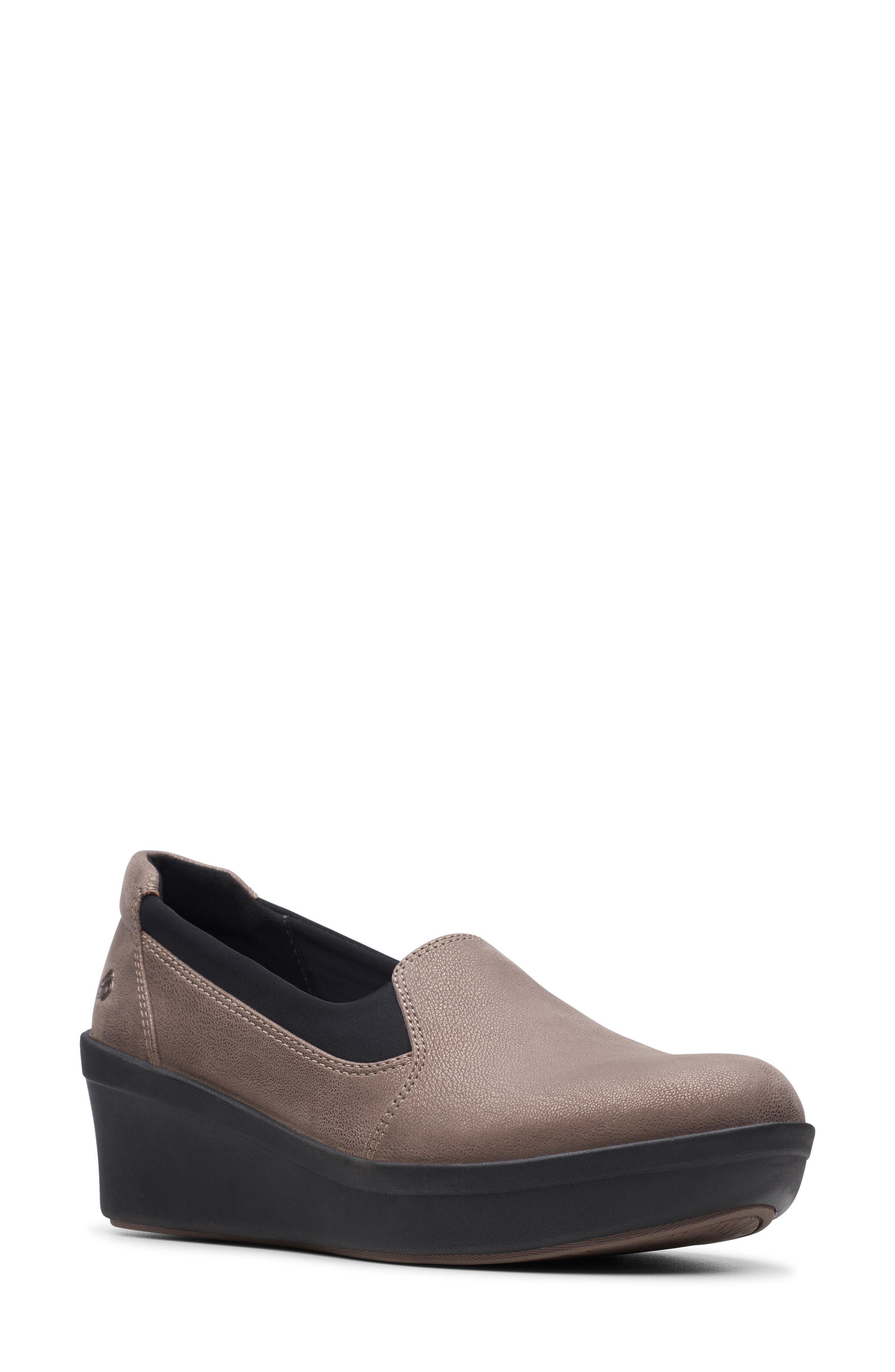 clarks wedge dress shoes