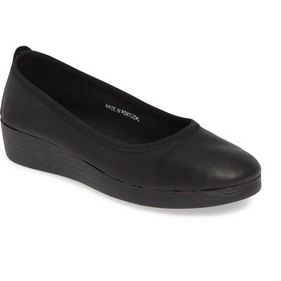 Softinos By Fly London Avo Flat - Black