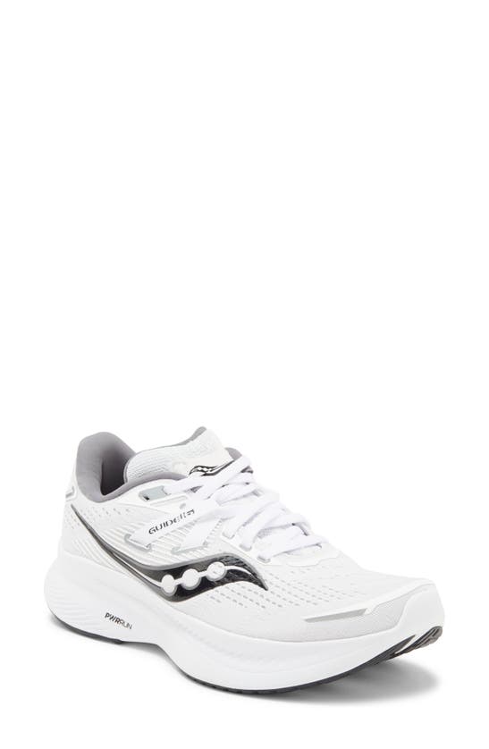 Saucony Guide 6 Running Shoe In White/ Black