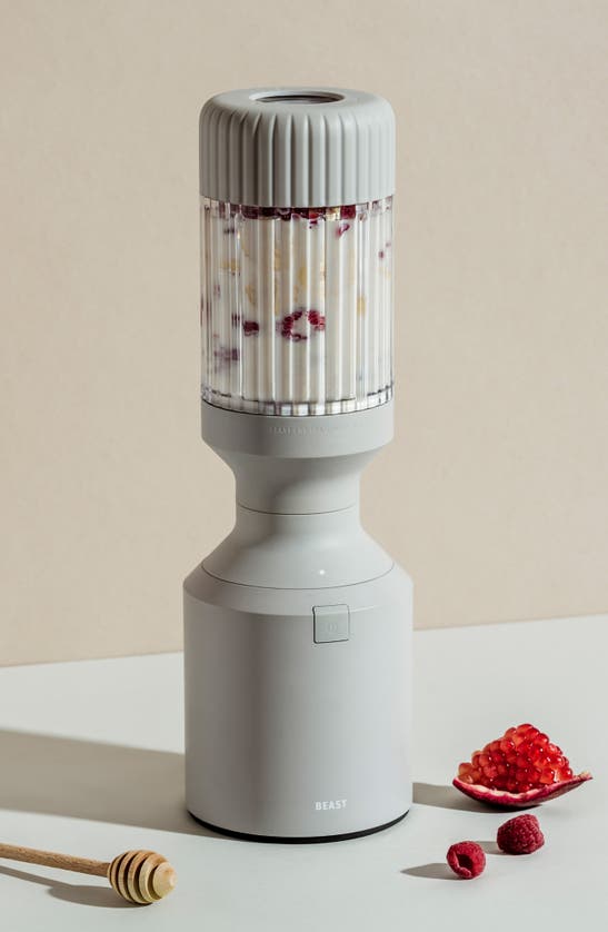 Beast Health Beast Blender & Hydration System Set In Grey ModeSens