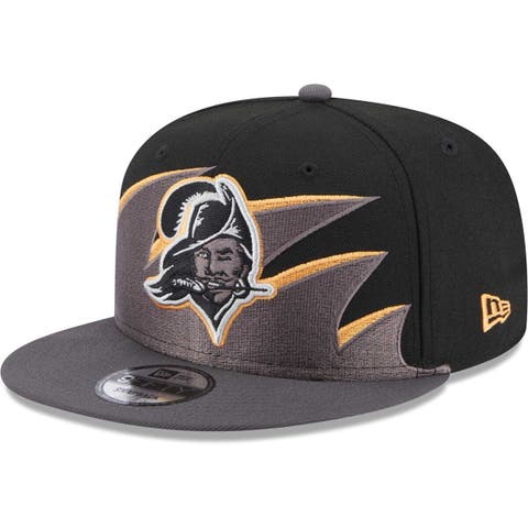 Men's New Era Black/Orange Cincinnati Bengals 2021 NFL Sideline Sport  Official Pom Cuffed Knit Hat