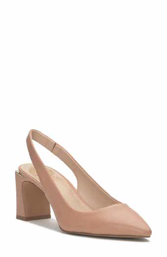 Vince camuto beige 2024 pumps