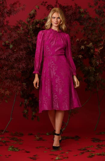 Maggy London Floral Metallic Jacquard Long Sleeve Midi Dress