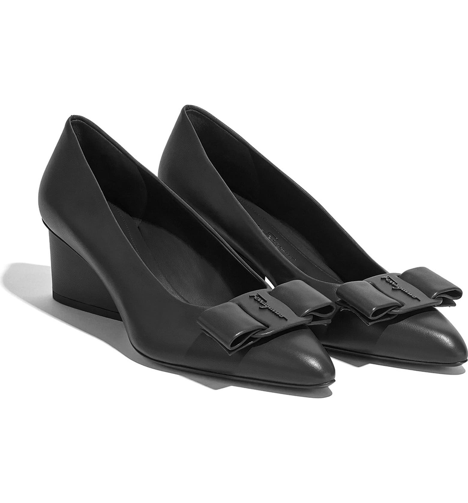 FERRAGAMO Salvatore Ferragamo Viva Bow Pointed Toe Pump | Nordstrom