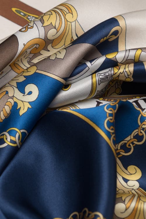 Elizabetta Moment In Blue