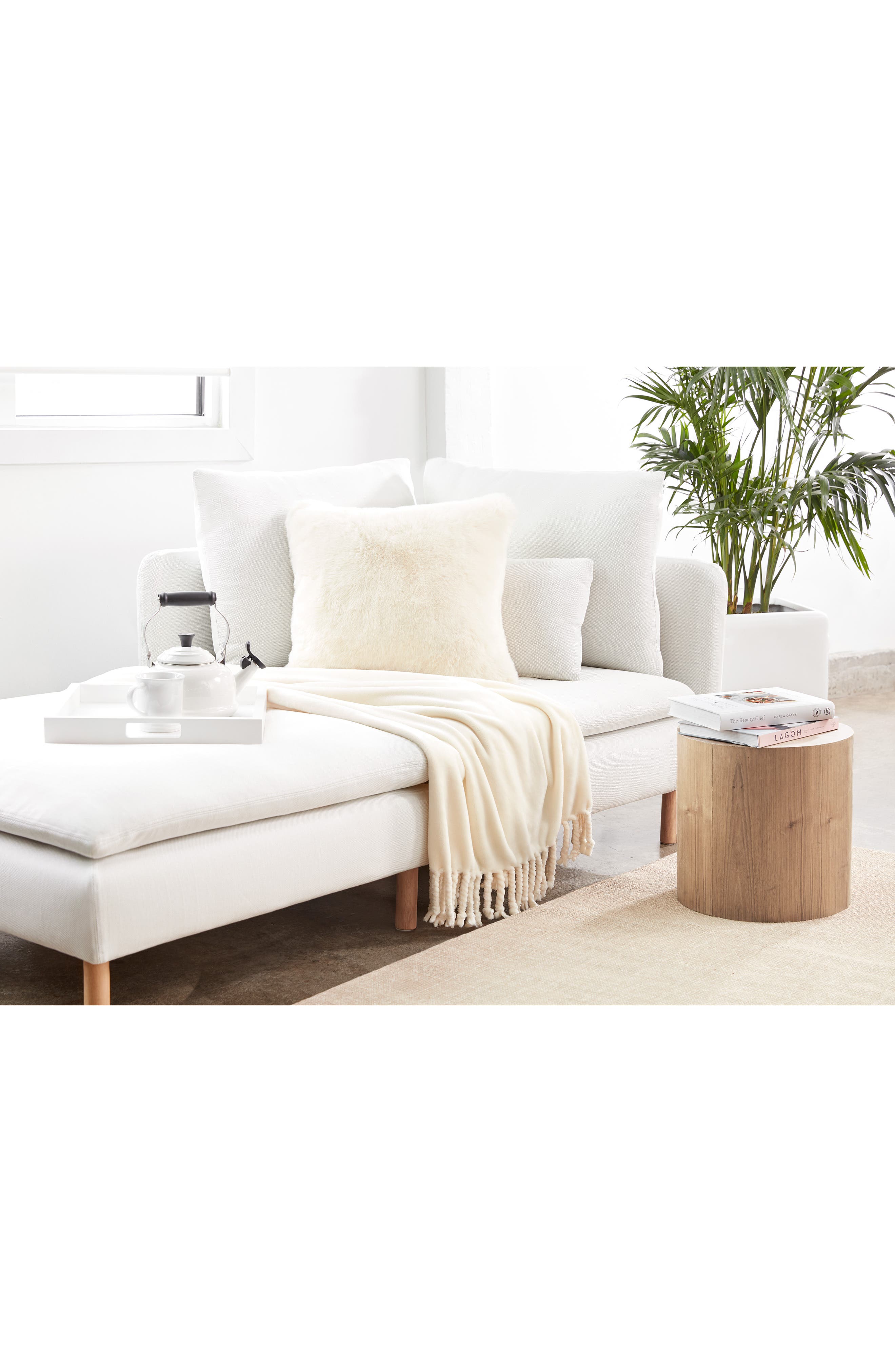 NORDSTROM AT HOME,
                            Kennebunk Bliss Plush Throw,
                            Alternate thumbnail 5, color,
                            021