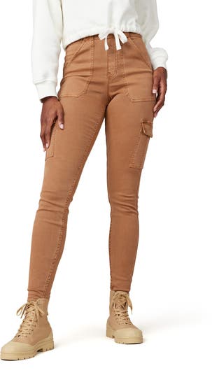 SPANX on X: Who knew pockets could lift your booty? WE DID! Stretch Twill Cargo  Pants feature pockets that give you a little butt lift. Shop them now:   #Spanx #StretchTwill #CargoPant