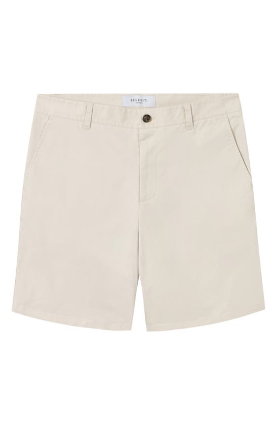 Les Deux Jared Twill Chino Shorts In Ivory