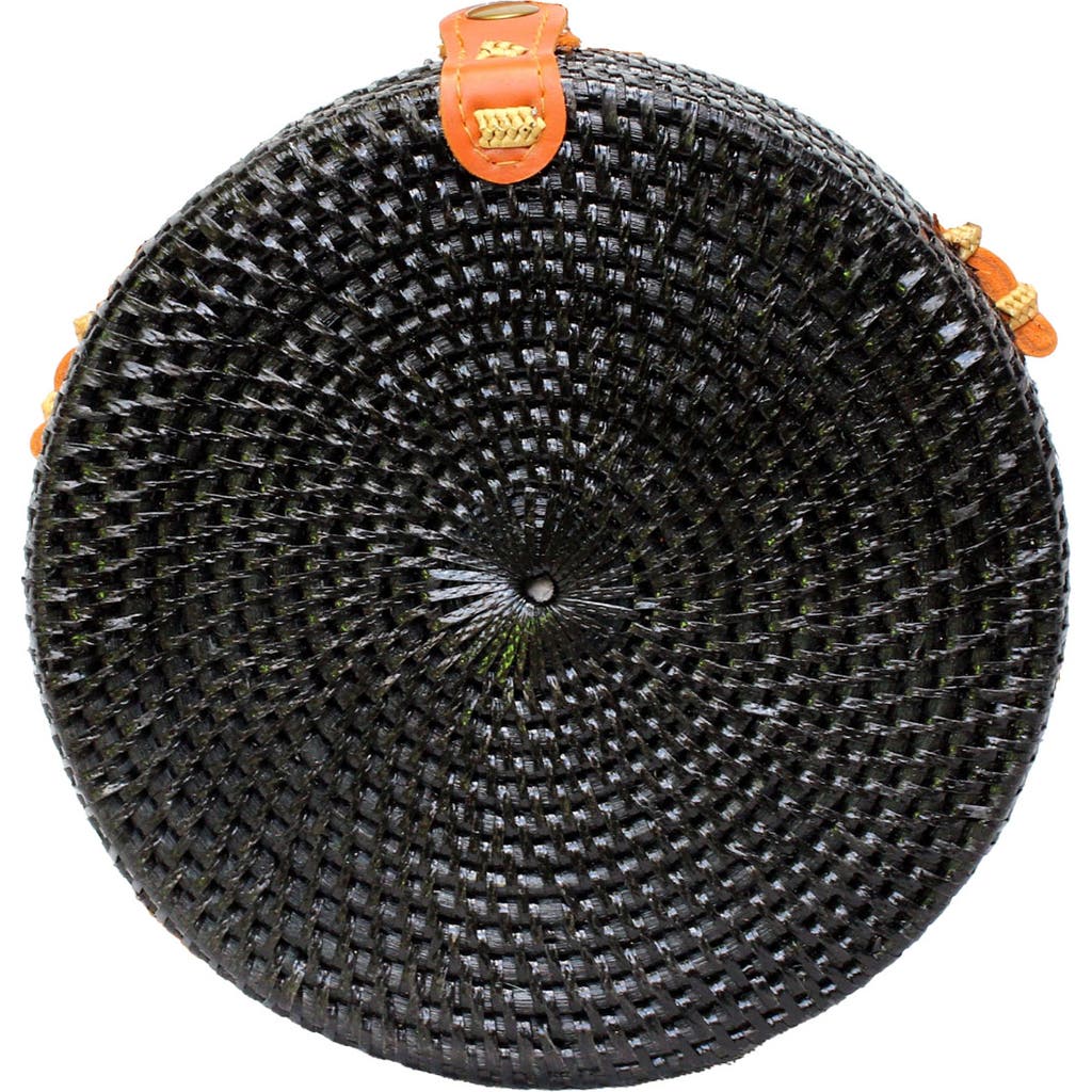 Jelavu Ata Bali In Black