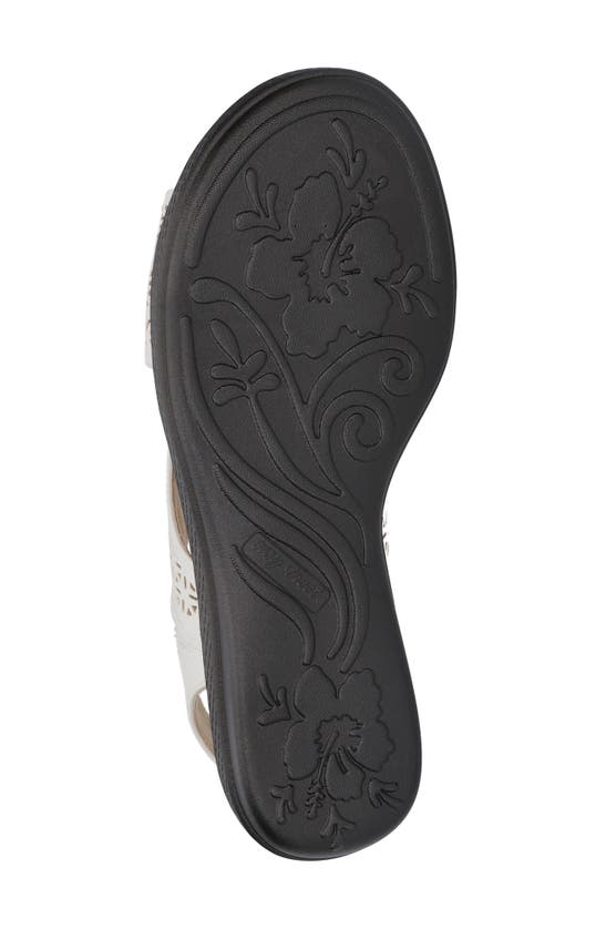 Easy Street Claudia Womens Laser Cut Cushiond Flatform Sandals In White