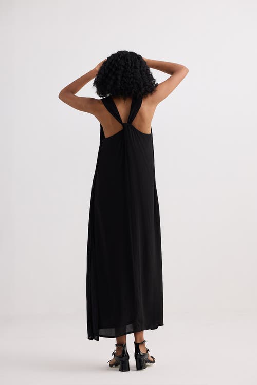Reistor Crossed In Black