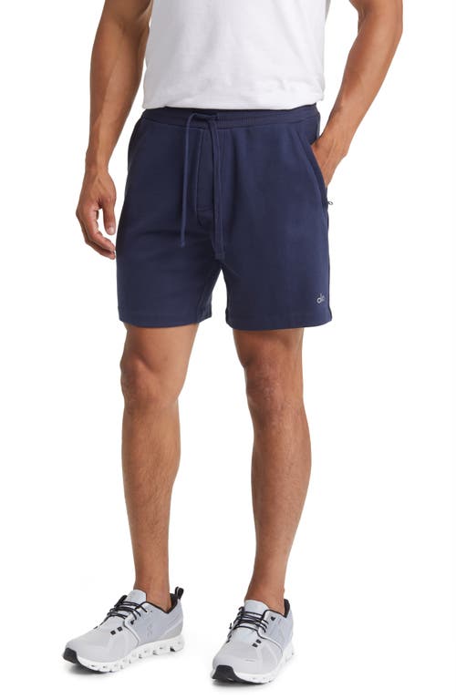 Chill Shorts in Navy