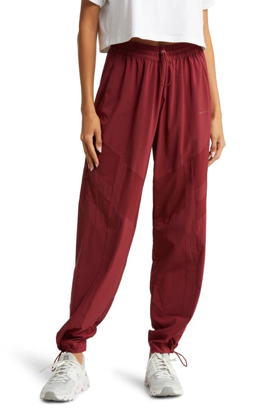 Outdoor Voices Relay Drawcord Jogger Pants In Boysenberry | ModeSens