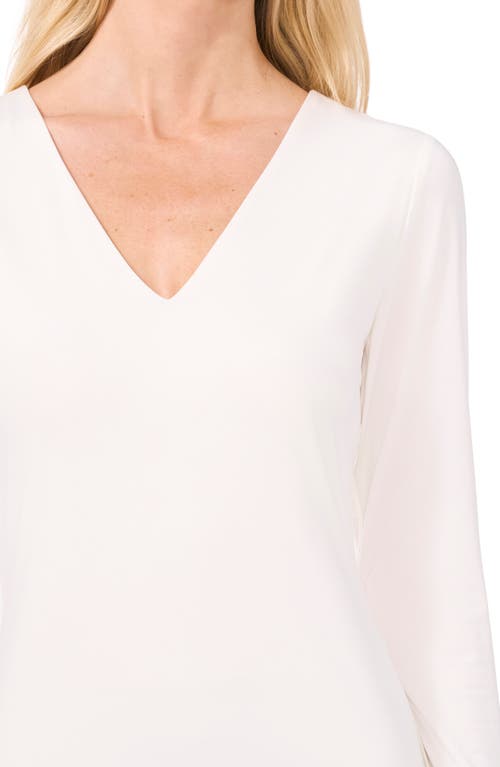 Halogenr Halogen(r) Compression V-neck Top In New Ivory