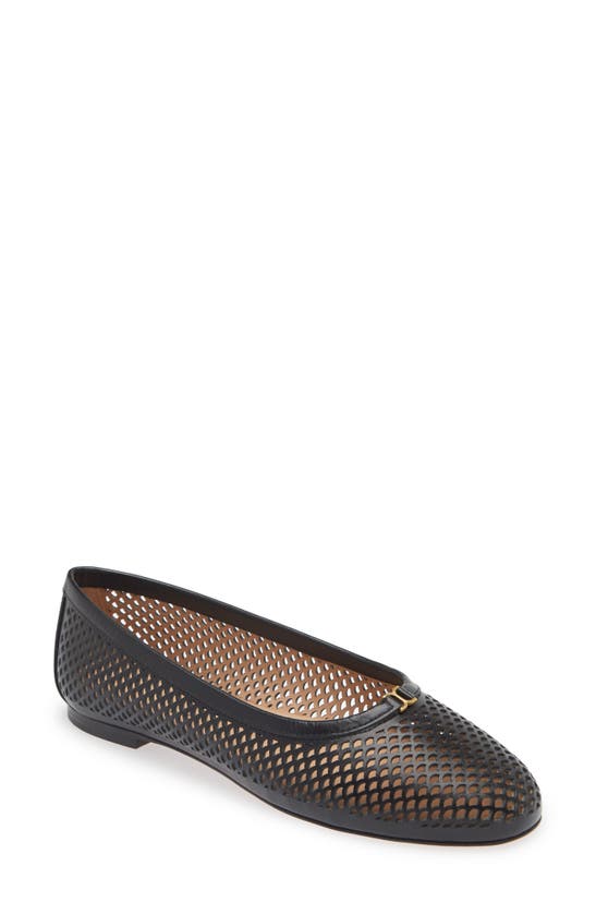 Shop Chloé Marcie Ballet Flat In Black