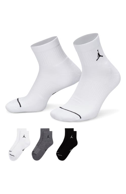 Shop Jordan Assorted Pack Of 3 Everyday Ankle Socks In White/grey/black