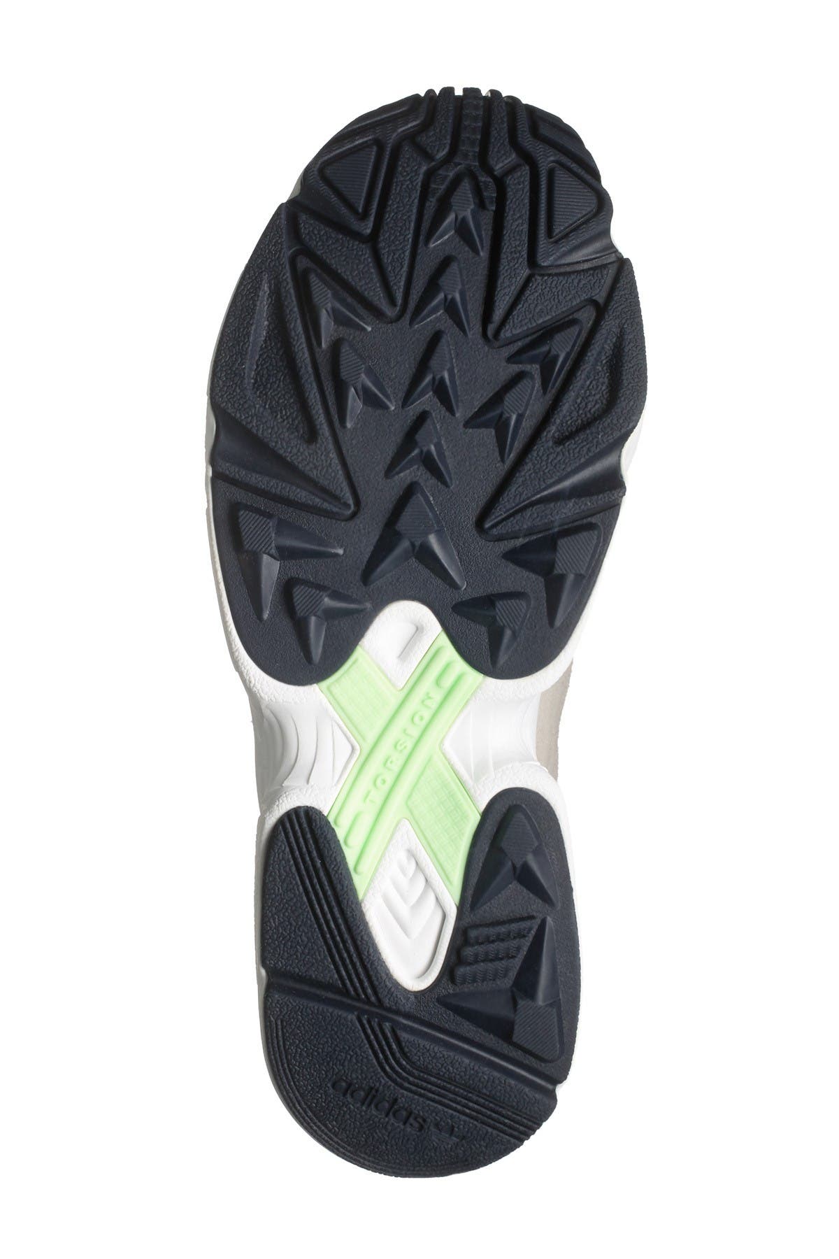 how do adidas yung 1s fit