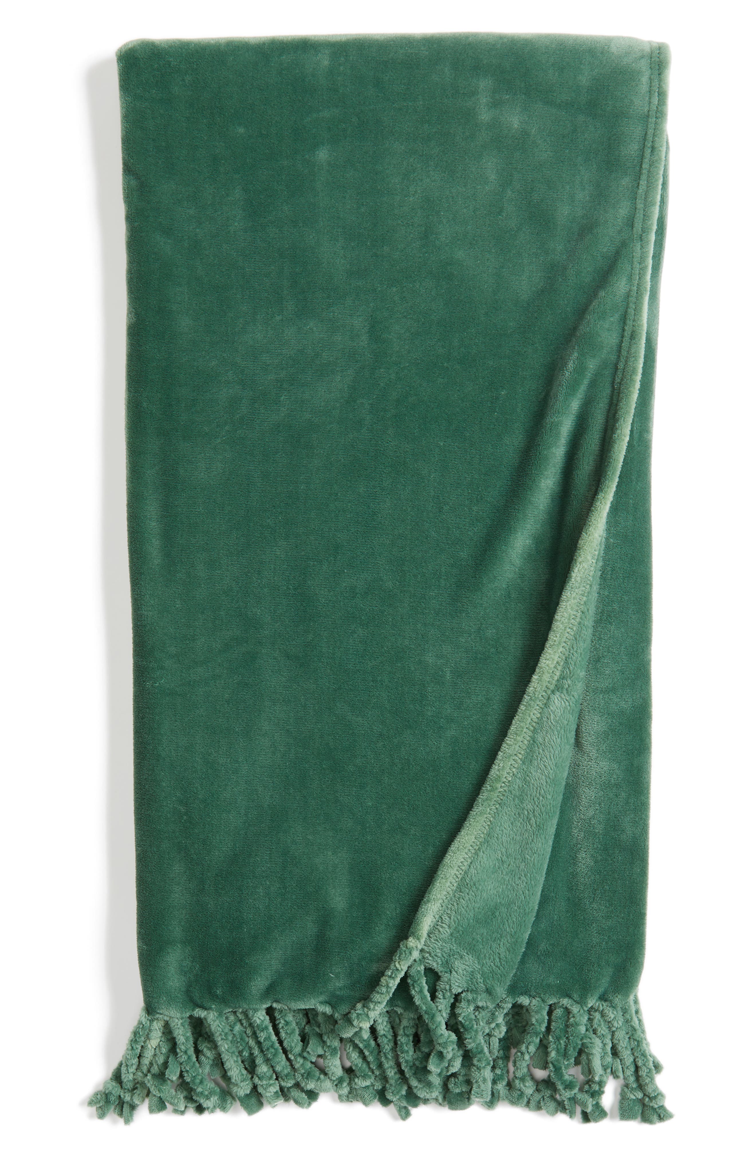 NORDSTROM AT HOME,
                            Kennebunk Bliss Plush Throw,
                            Main thumbnail 431, color,
                            303