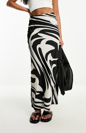 Black colour maxi shop skirt zebra grey