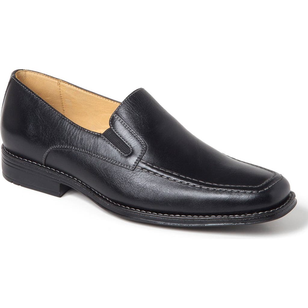 Sandro Moscoloni Marc Venetian Loafer In Black Leather