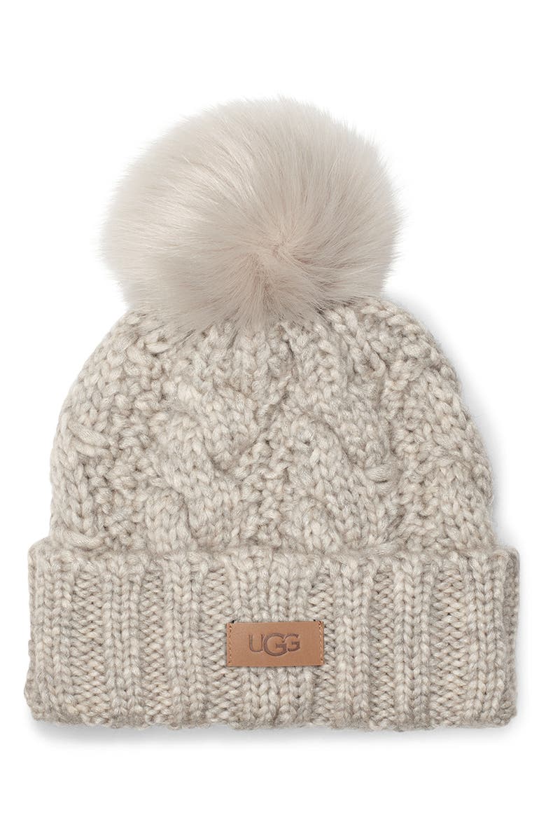 spektrum tung slette UGG® Cable Knit Beanie with Faux Fur Pom | Nordstrom