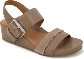 Gentle souls 2024 wedge sandals