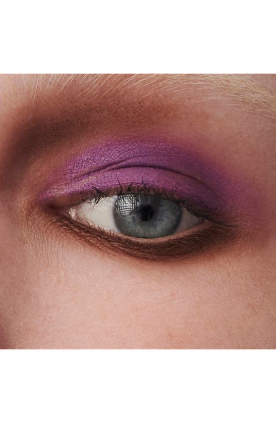 Shop Prada Dimensions Multi-effect Refillable Eyeshadow Palette In 1 Portrait