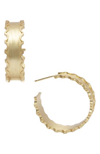 Saachi Scalloped Hoop Earrings In Gold