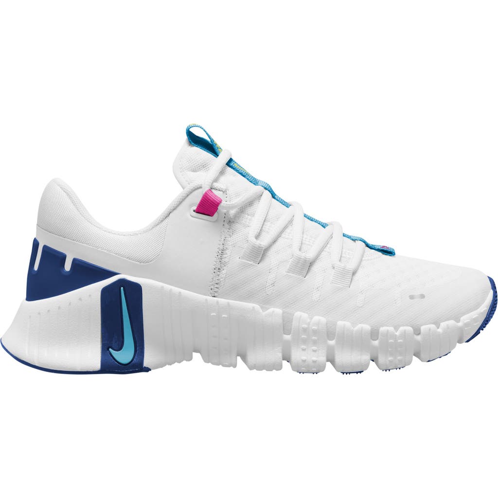Nike Free Metcon 5 Training Shoe In White/blue/pink
