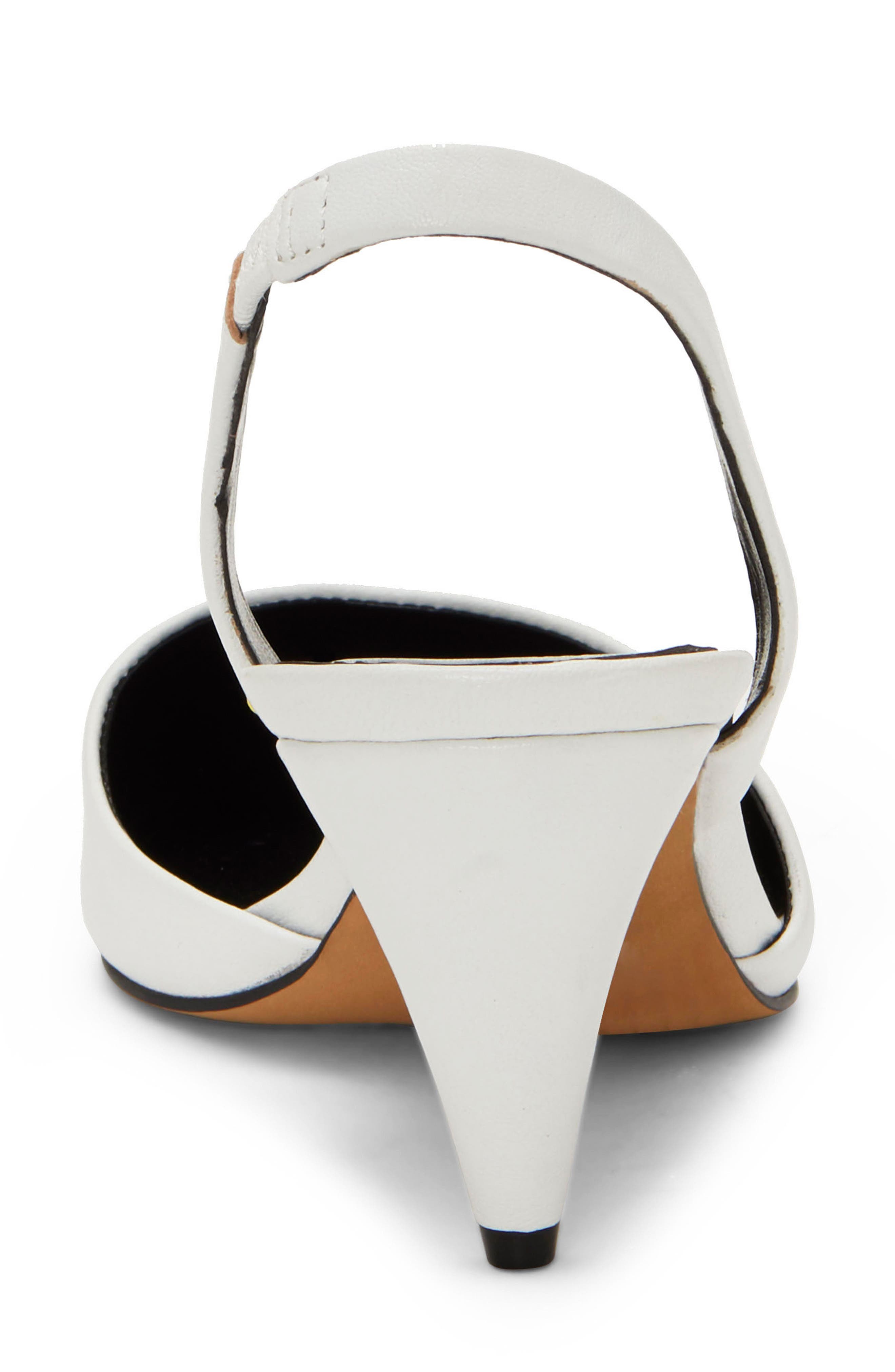 vince camuto corran