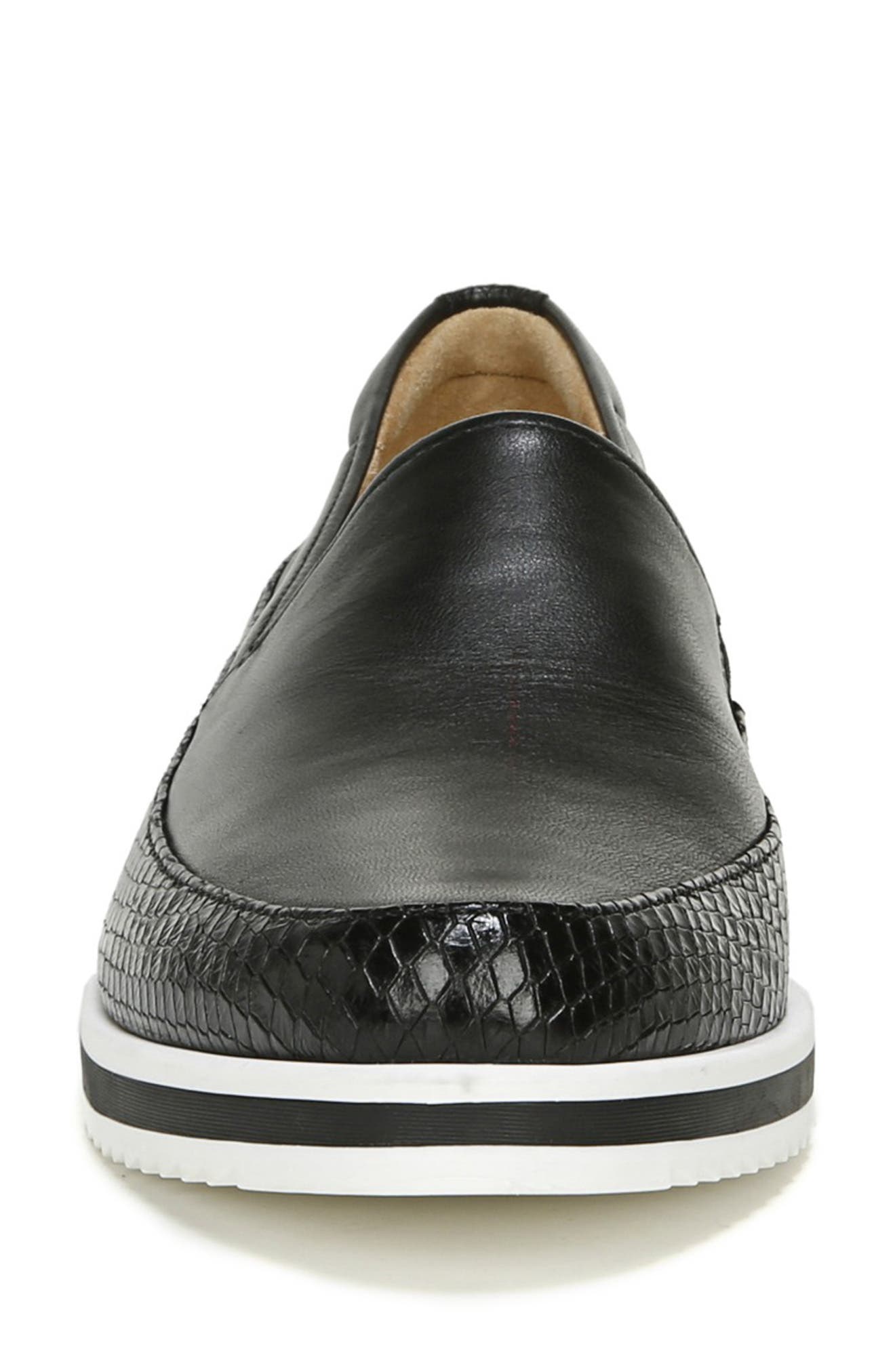 naturalizer beale flat