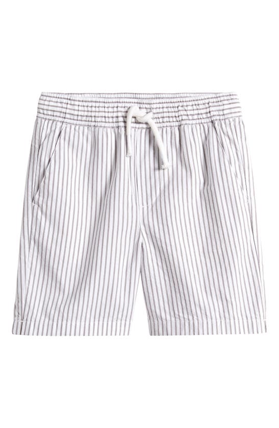 Shop Nordstrom Kids' Stripe Pull-on Shorts In Grey- White Backyard Stripe