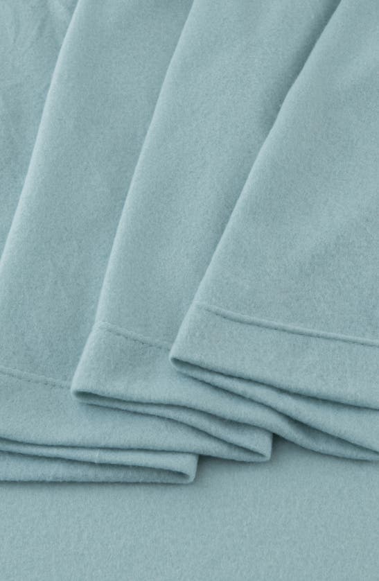 Woven & Weft Super Soft Extra Plush Fleece Sheet Set In Cloud Blue