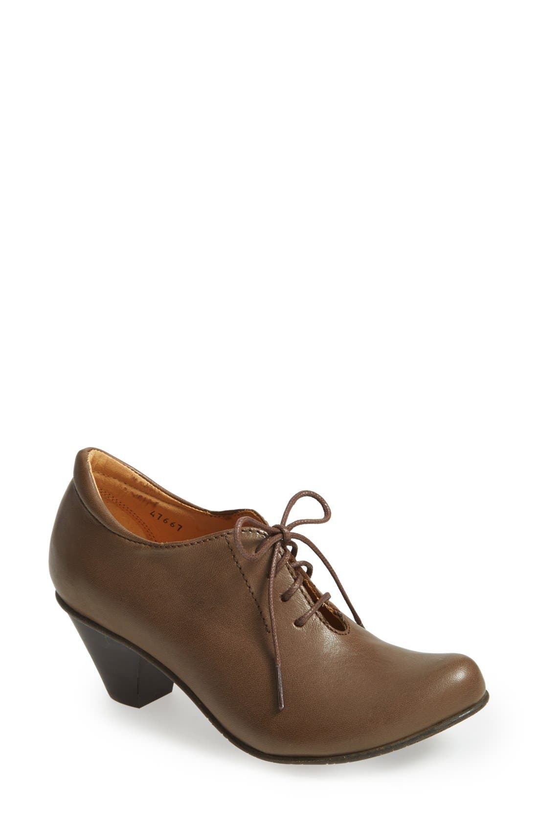 Fidji 'L870' Oxford Pump (Women) Nordstrom