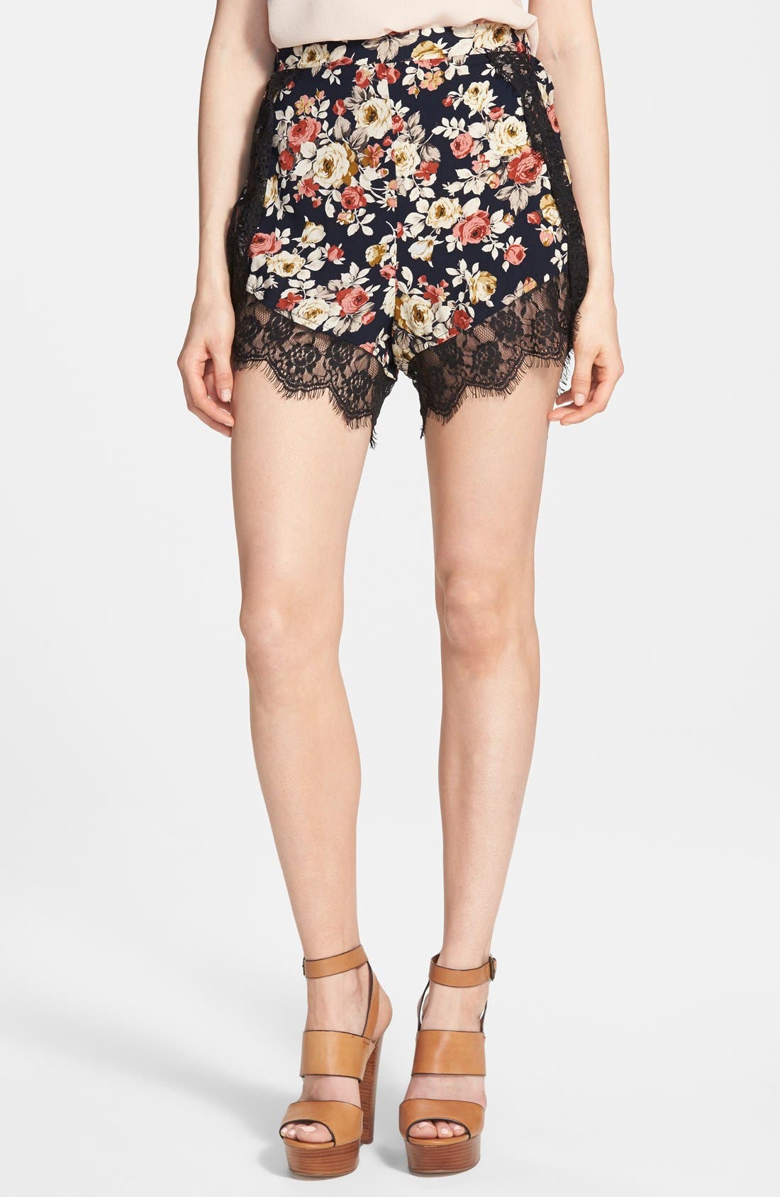 Glamorous Lace Trim Floral Shorts Nordstrom