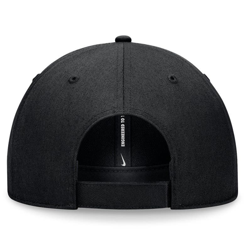 Shop Nike Black San Francisco Giants Evergreen Club Performance Adjustable Hat