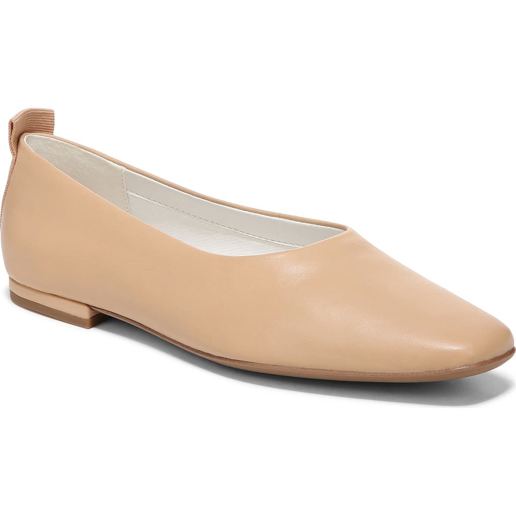 Franco Sarto Vana Flat In Beige