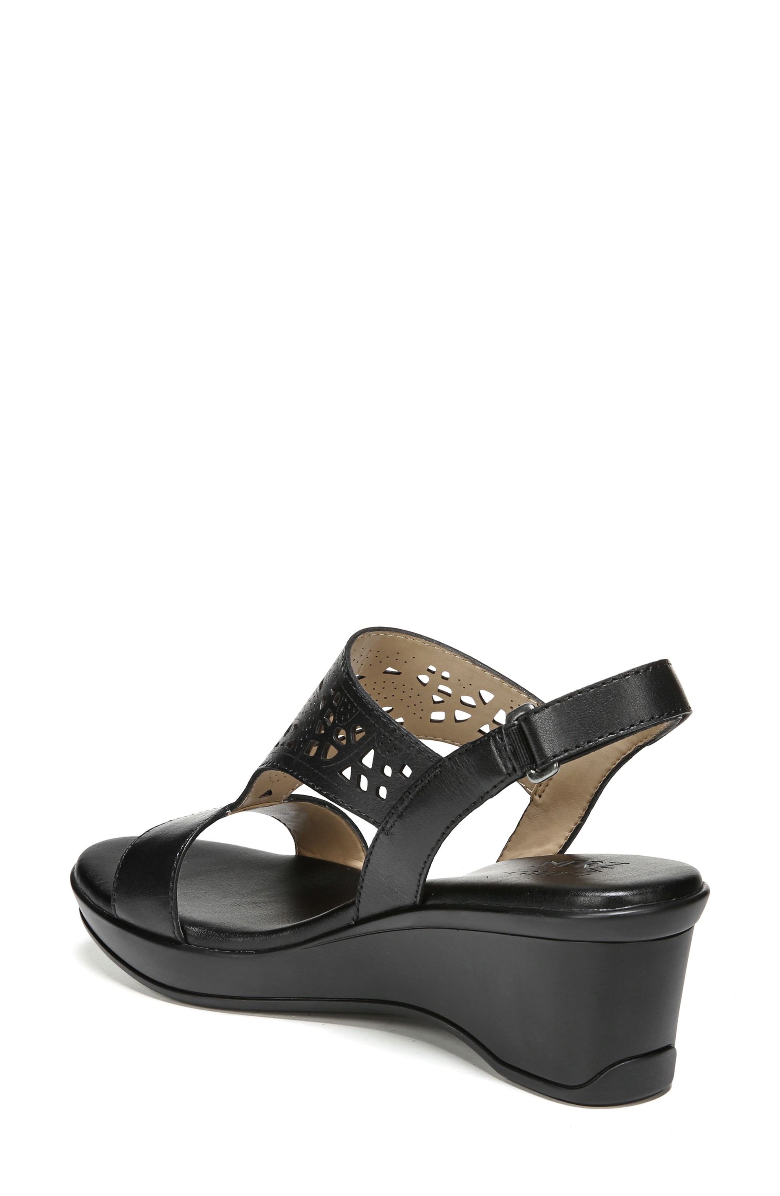 naturalizer veda wedge sandal
