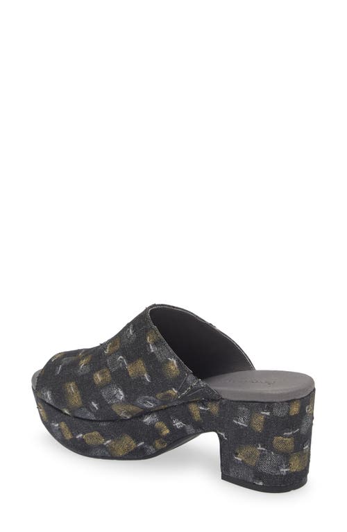 Chocolat Blu Gordie Platform Slide Sandal In Black Wash