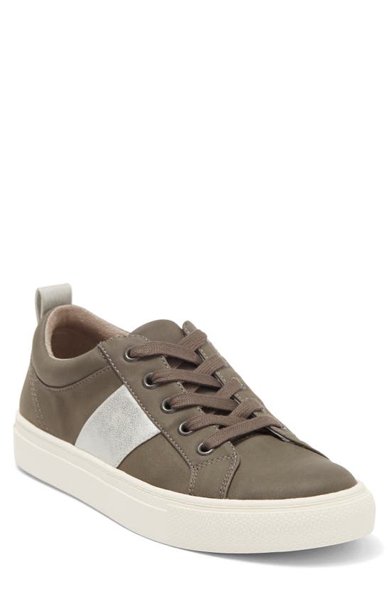Nordstrom Rack Norah Lace-up Sneaker In Grey Charcoal- Silver