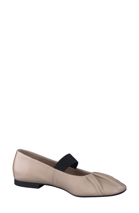 Women s Pleated Comfort Flats Nordstrom