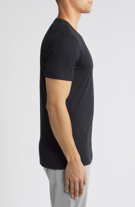 Shop Mizzen + Main Knox Solid Black Performance T-shirt