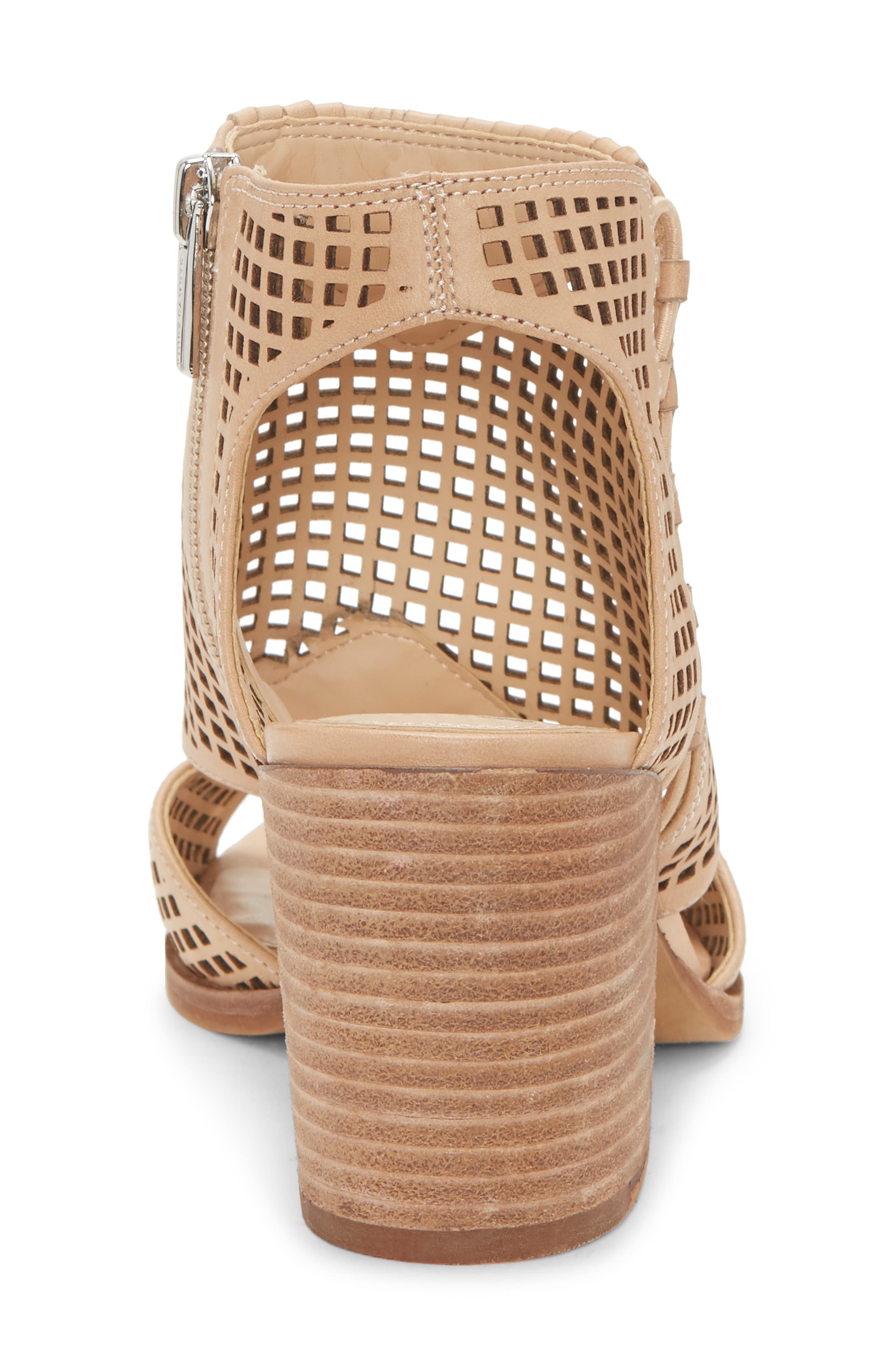 vince camuto kampbell