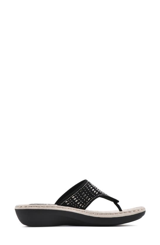 Cliffs By White Mountain Cienna Thong Comfort Sandal In Black Fabric