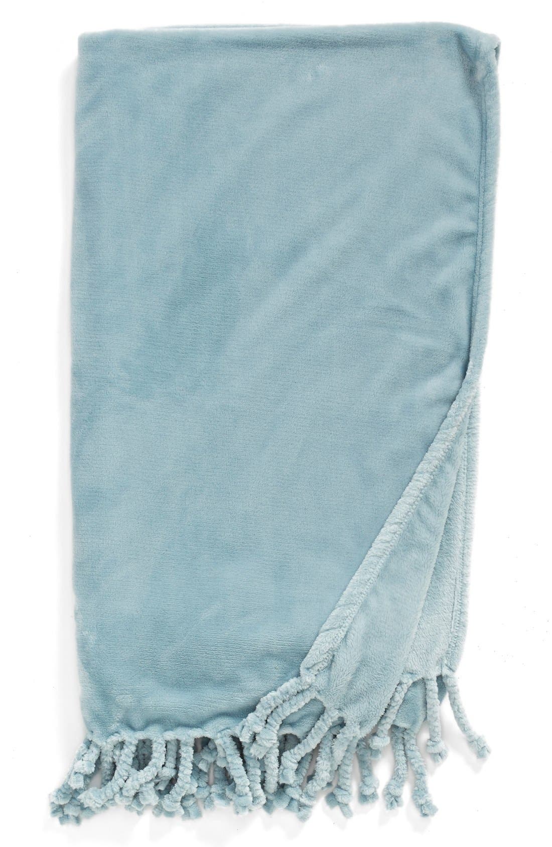 NORDSTROM AT HOME,
                            Kennebunk Bliss Plush Throw,
                            Main thumbnail 519, color,
                            452