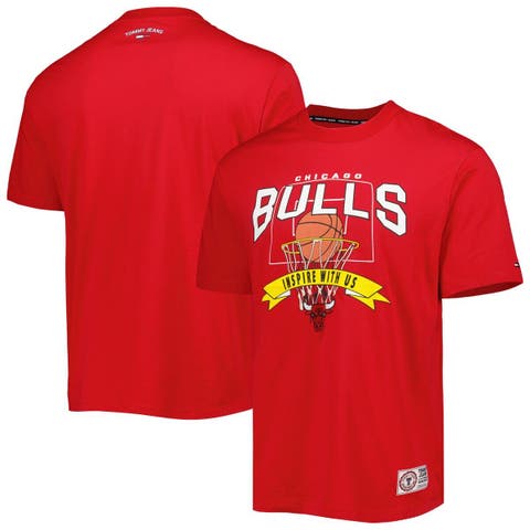 Men's Tommy Jeans Red Chicago Bulls Tim Backboard T-Shirt
