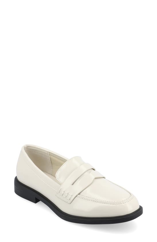 Journee Collection Raichel Penny Loafer In Bone