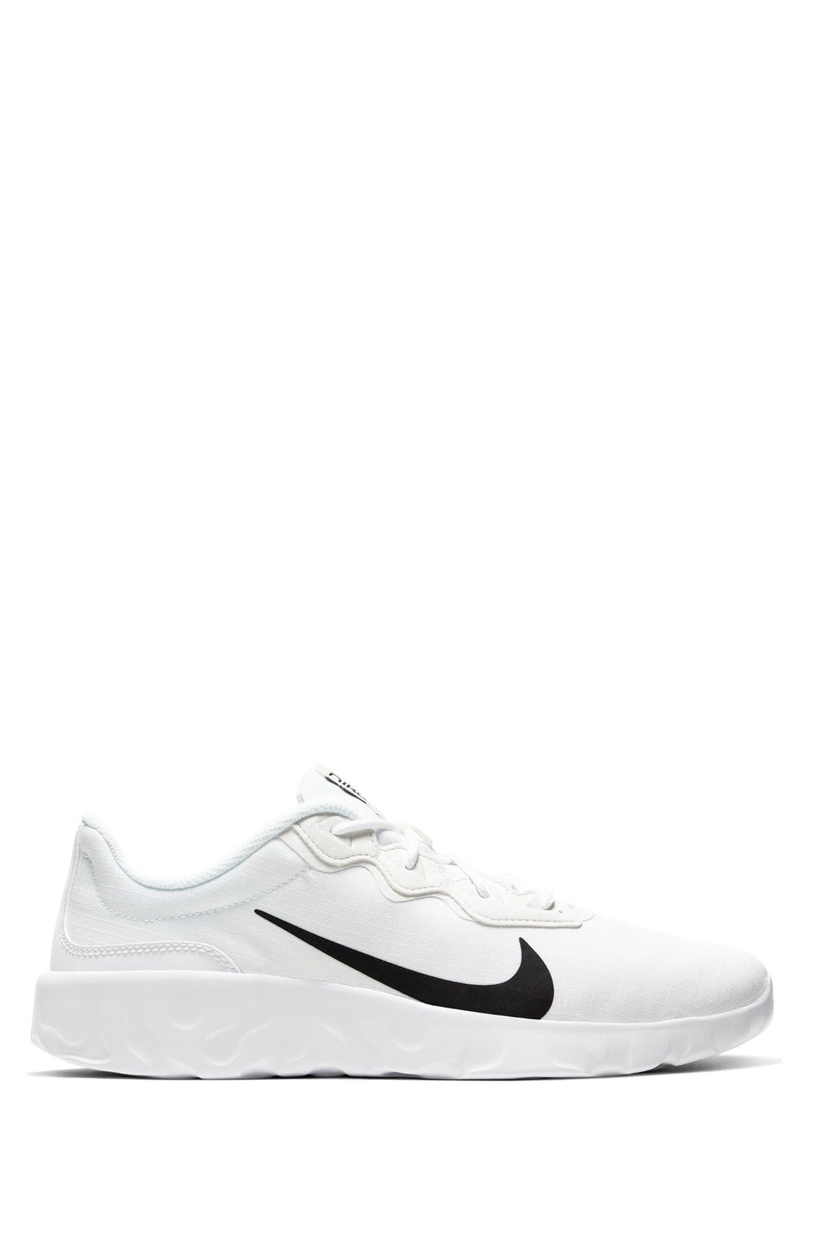 wmns nike explore strada