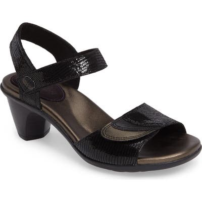 Aravon Medici Sandal