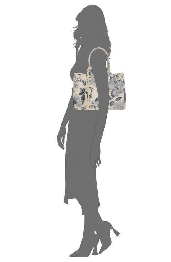 Vince Camuto Orla Canvas Tote In Black White Floral